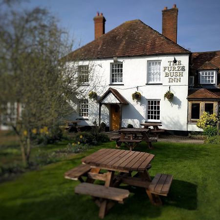 The Furze Bush Inn Newbury  Eksteriør billede